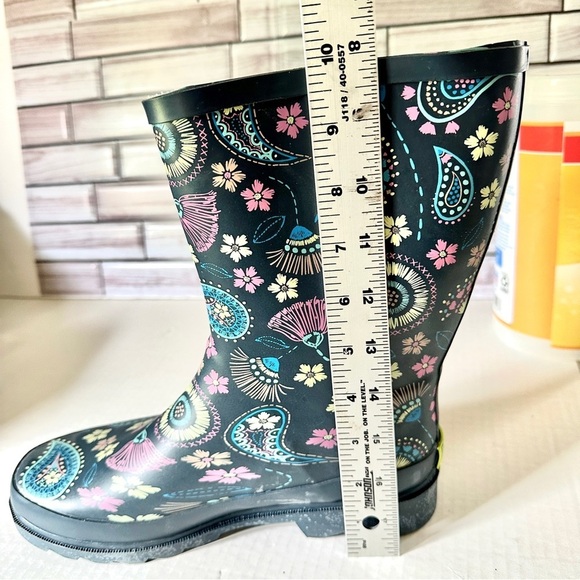 WESTERN Chief Rubber Mud Barn Rubber Boots Size 7 “Fantastic Paisley Mid-Navy” - Picture 12 of 12